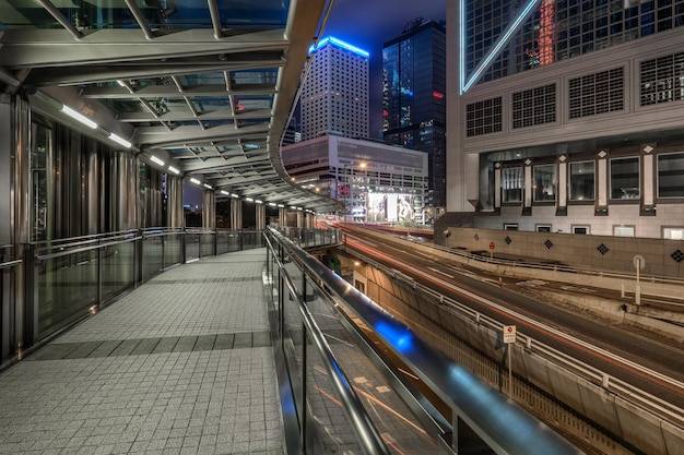 Jak dojechać z Modlina na Dworzec Centralny najwygodniej?